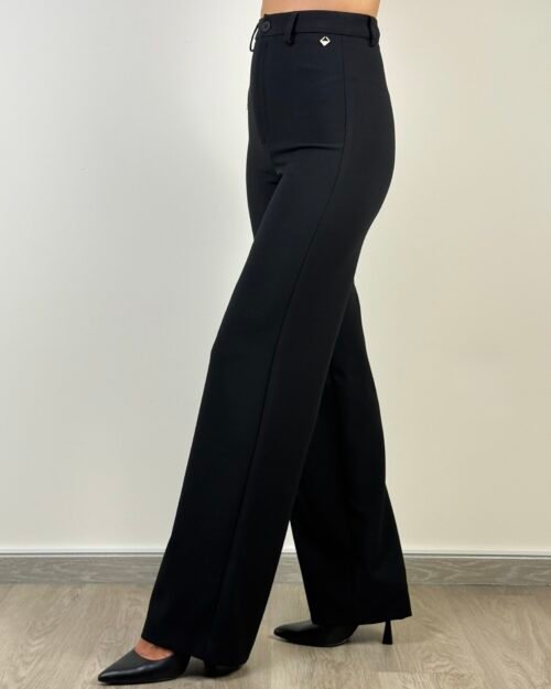 pantalone dritto zampa nero stretto